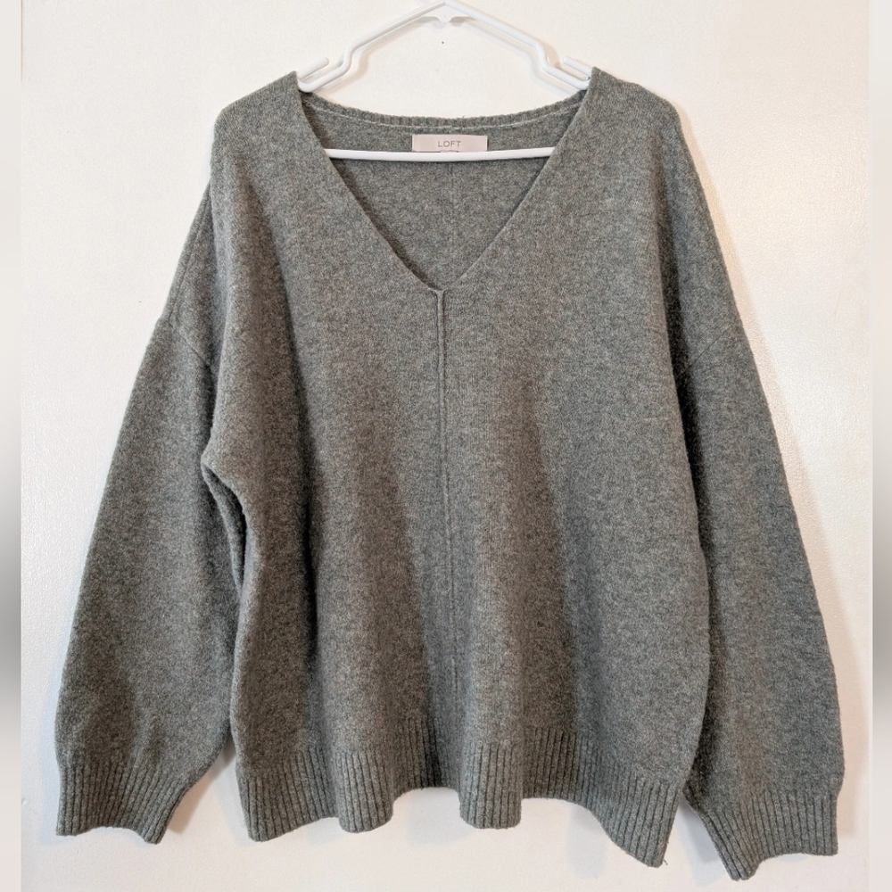 LOFT Gray V-Neck Relaxed Knit Sweater